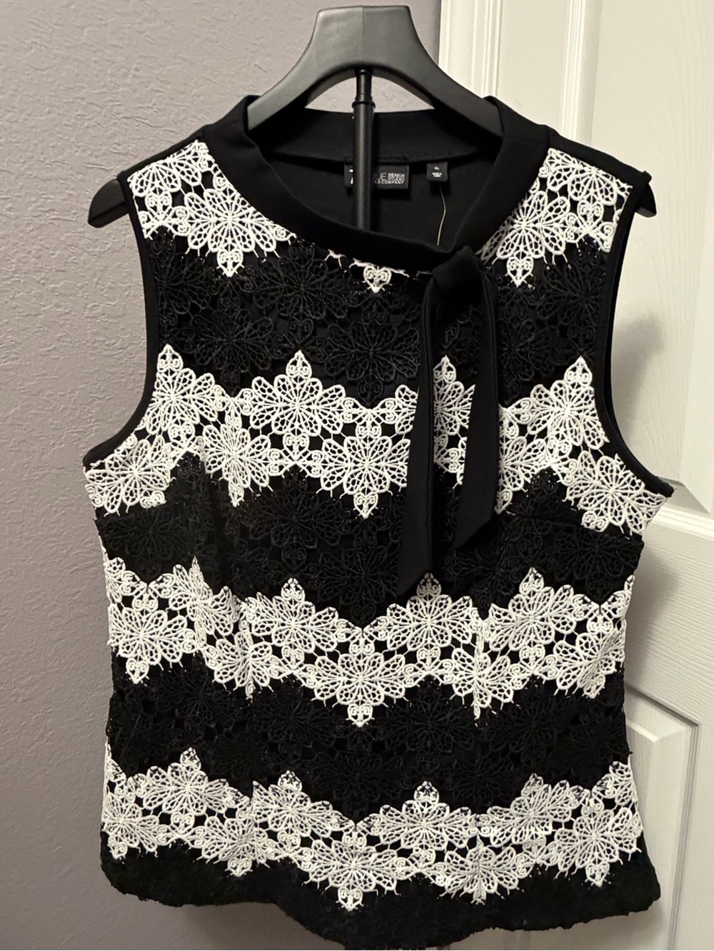 Sleeveless Black & White Lace Bow-Accent Top